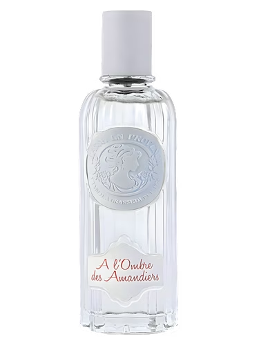 À L'Ombre des Amandiers